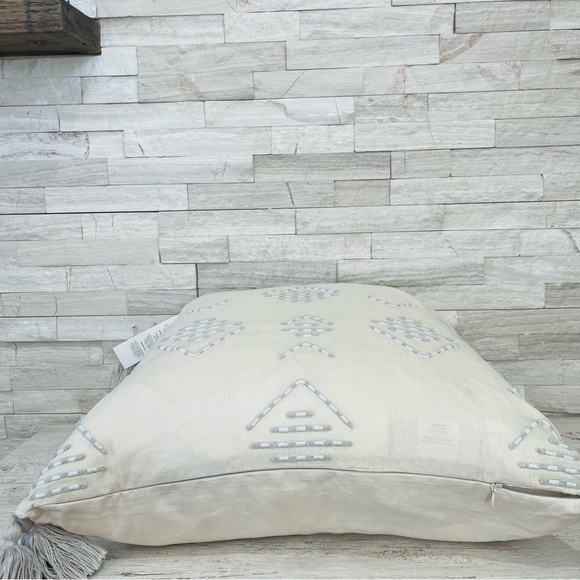 LEMIEUX ET CIE Le Buci Stitch Tasseled Linen Throw Pillow Natural Down Filled - Picture 14 of 16